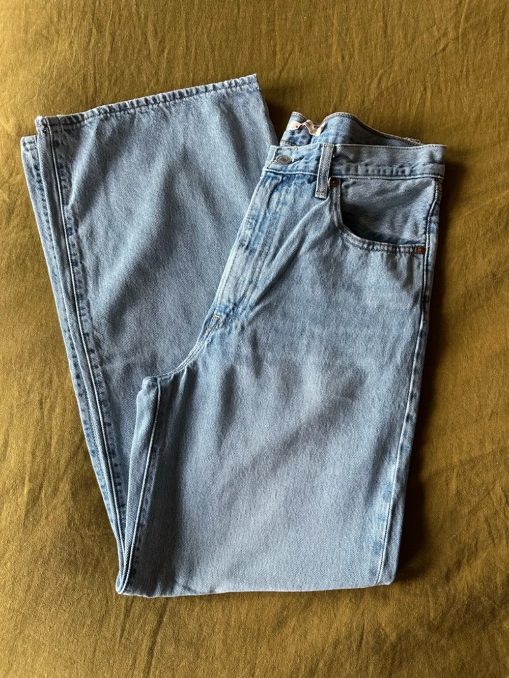 Levi’s Ribcage High Rise Wide Leg Jeans - Medium Light Wash - Picture 8 of 8